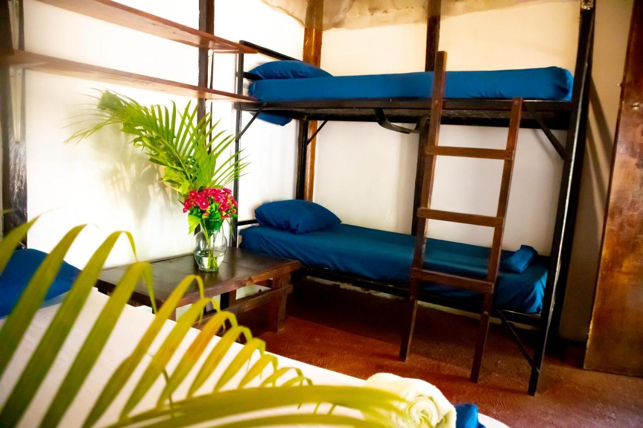 Hostal Shalom Puerto Escondido  Esterno foto